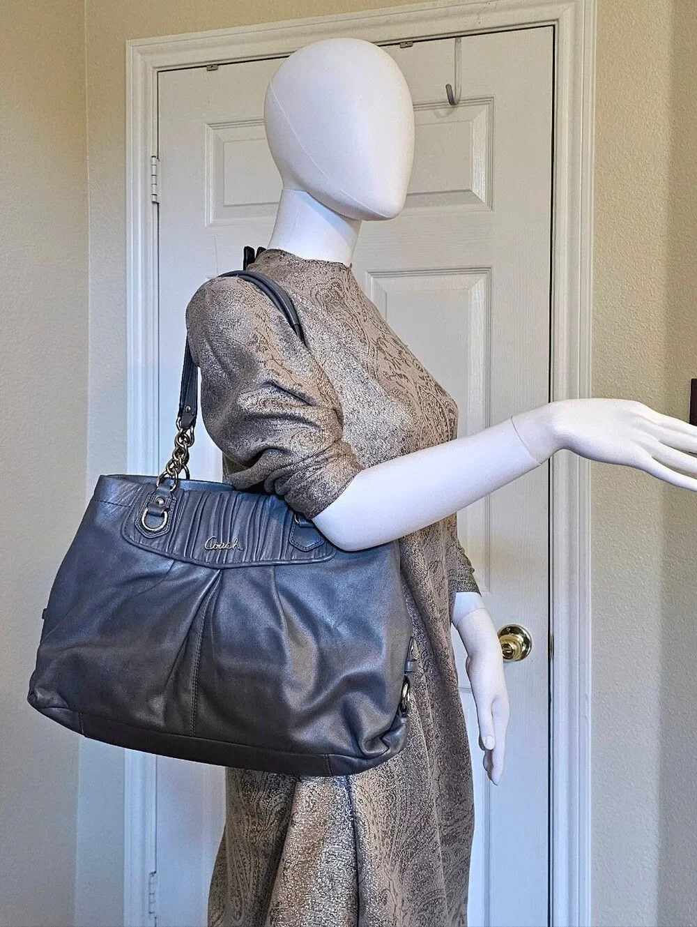 Coach shoulder bag